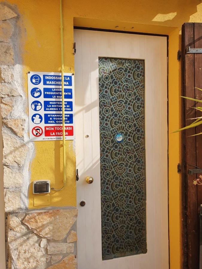 Dora Baltea Monolocale Primo Piano Mansarda Secondo Piano Verona Dış mekan fotoğraf