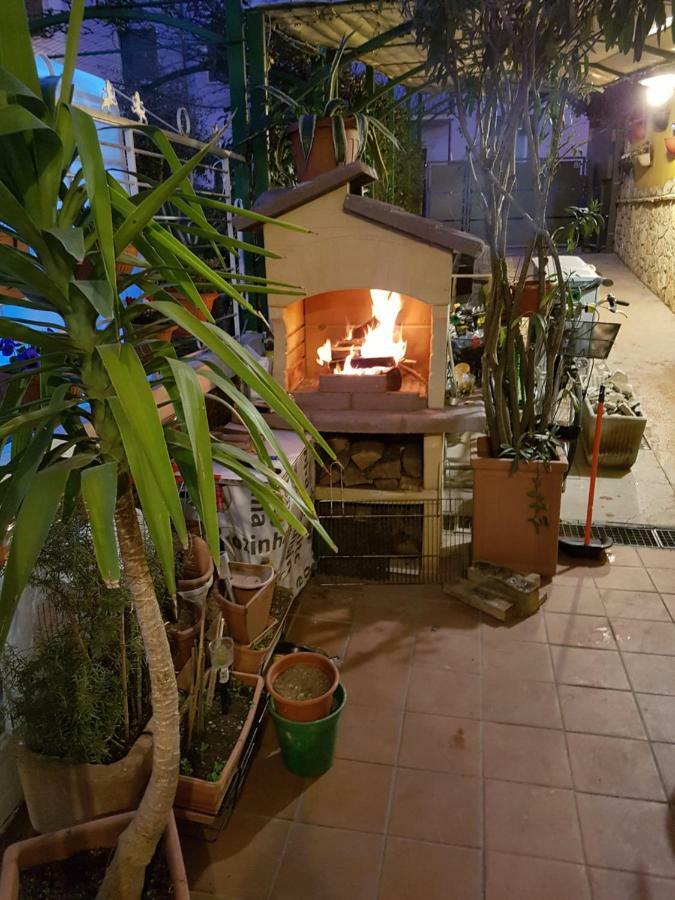 Dora Baltea Monolocale Primo Piano Mansarda Secondo Piano Verona Dış mekan fotoğraf